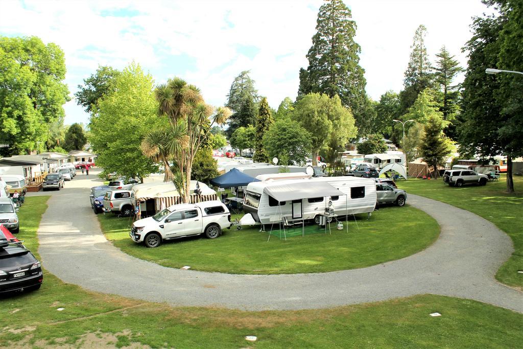 Geraldine Top 10 Holiday Park Bagian luar foto